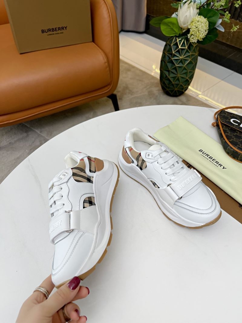 Burberry Low Shoes